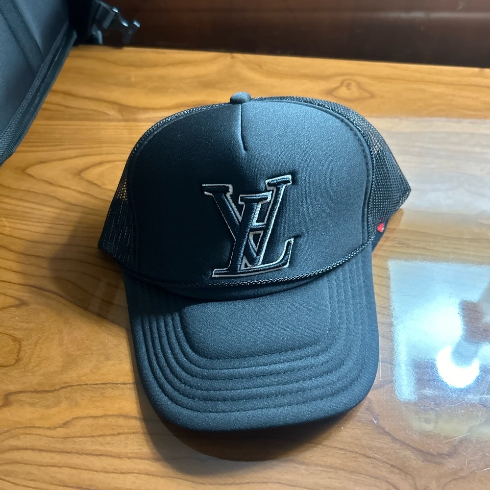 Black LA Trucker